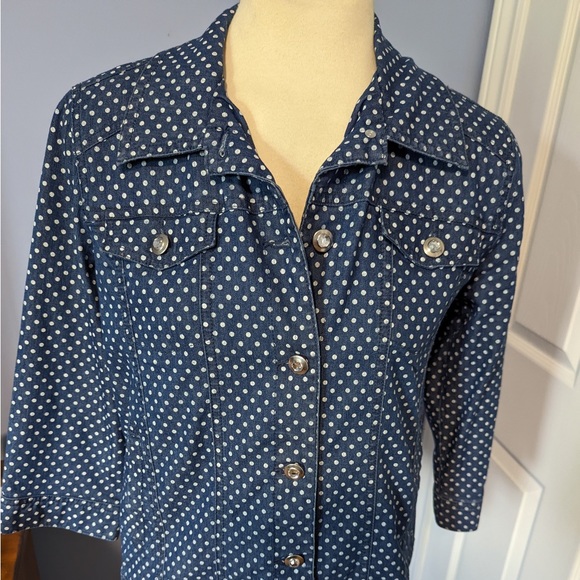 Polkadot denim shirt jean jacket with rhinestone buttons and 3/4 length sleeves - Picture 2 of 7